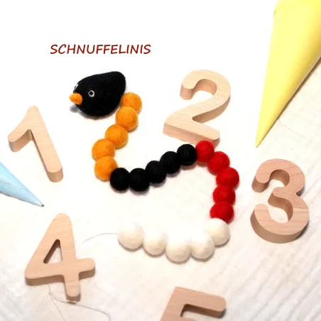Arithmetic chains with felt balls, counting chain preschool