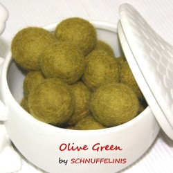 Felt balls 4 sizes mix earthy