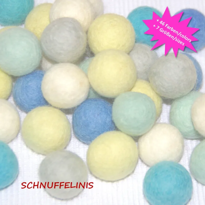 Felt balls pastel