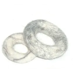 felt rings 2 sizes M4 white...