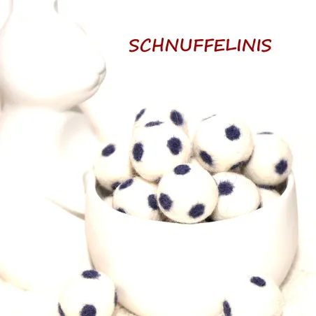 weihnachtliche Christbaumkugeln, Weihnachtskugeln handgefertigt, Filzkugeln