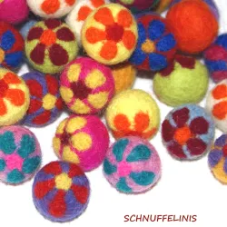 felt balls with flowers, flower felted wool balls, colorful flower pompoms