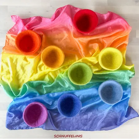 Regenbogen Tuch, buntes Montessori Tuch, Regenbogen Schal, bunte Decke