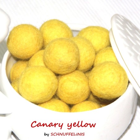 Felt balls 4cm/1,57"