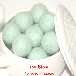 Felt balls 4cm/1,57"