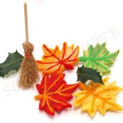Felt leaves, Colourful felt leaves as autumn decoration, Set of 4