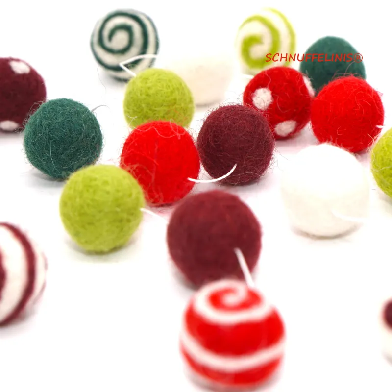 500pcs. Christmas felt balls, pom poms, wool felt mantle garlands