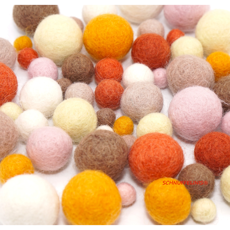 felt balls 4 sizes mix fox