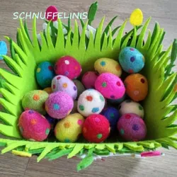 felt balls eggs, swirly egg, felted easter eggs, felt balls egg shape