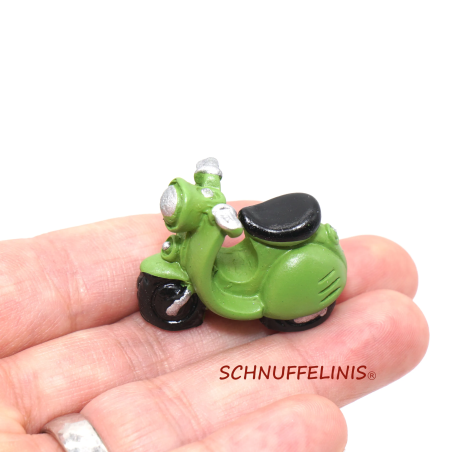 Miniature Deko Vespa grün 3148