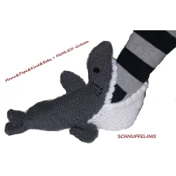 shark socks DIY knitting...