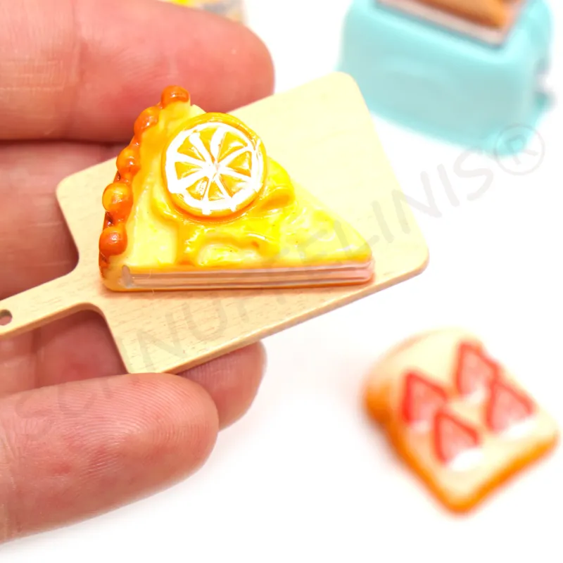 Miniature cake lemon, tiny tomte gnome, crafting Christmas idea