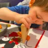 Bambini con coltello di legno, bambini coltello la frutta Montessori