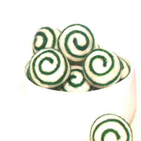 Filzkugeln mit Spiral Muster, Filzkugel Baby Mobile, Montessori Filz