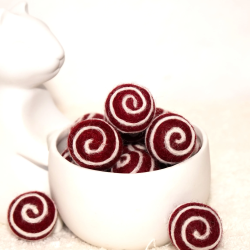 Felt balls with spiral pattern
