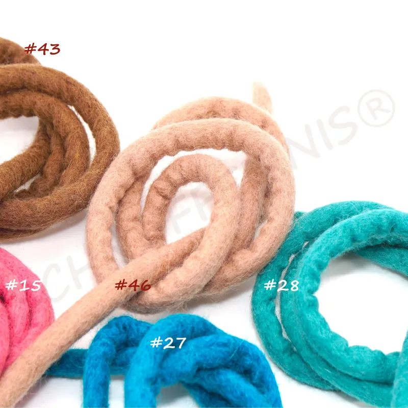 cat toy KiMo, Cat toy felt snake, felt wool toy cats KiMo