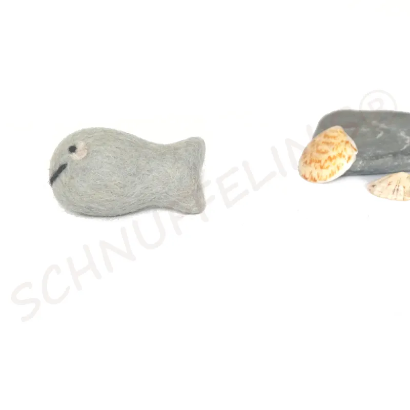 Filz Fische mit Gesicht, Montessori Baby Mobile, Taufe Fische gefilzt