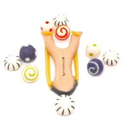 Set de boules feutre lanceur, candy set boules feutre bois cadeau