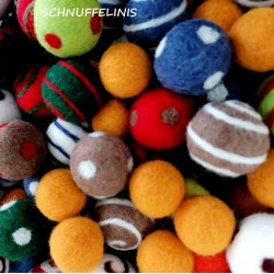 Filzkugeln 2cm weihnachtlich bunter Mix