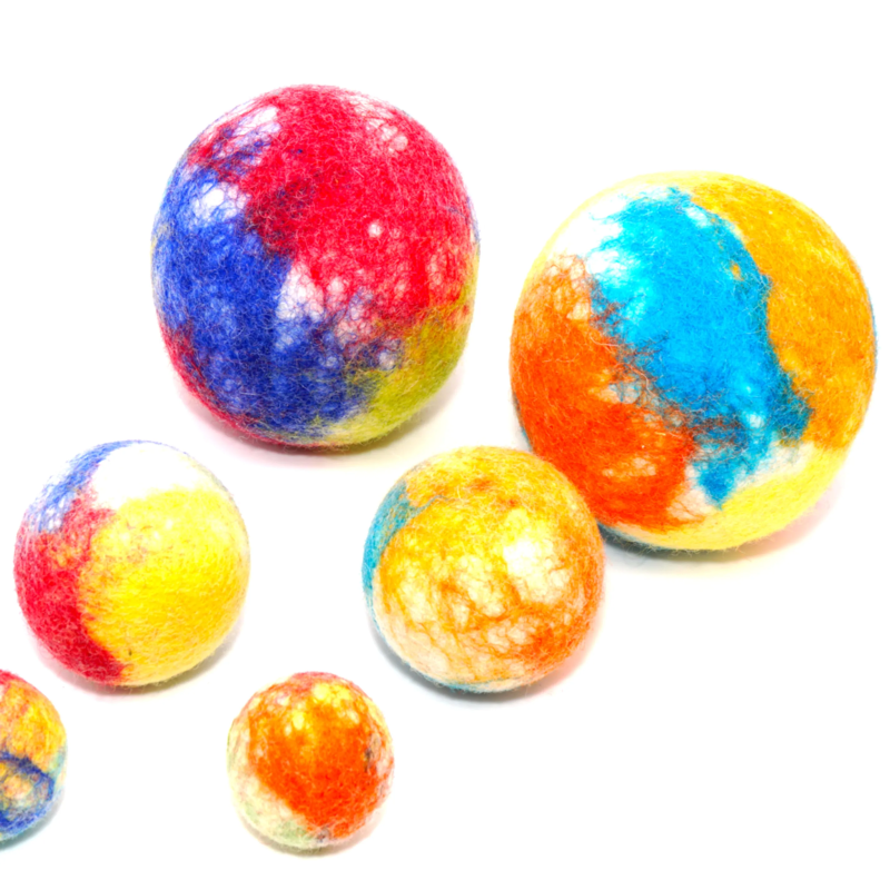 felt balls 10cm/3,93" mottled
