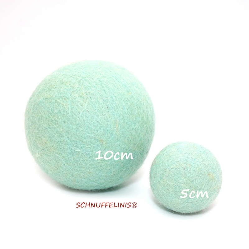 felt balls 34 10cm/3,93"