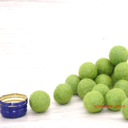Felt balls 3 sizes mix green 50pcs.