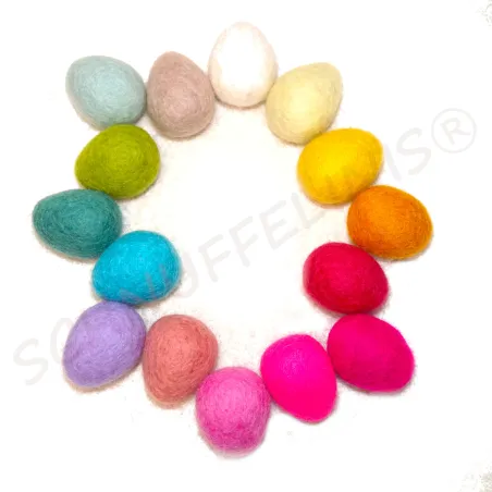 felt eggs, polka dotted egg, felted easter eggs, felt eggs polka dots