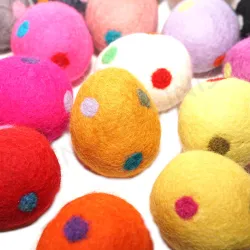 Easter eggs, felted Easter egg, XXL eggs polka dots, polka dotted eggs