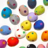 Uova con punti, uova Pasqua colorate infeltrite, Montessori bambino