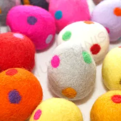 Easter eggs, felted Easter egg, XXL eggs polka dots, polka dotted eggs