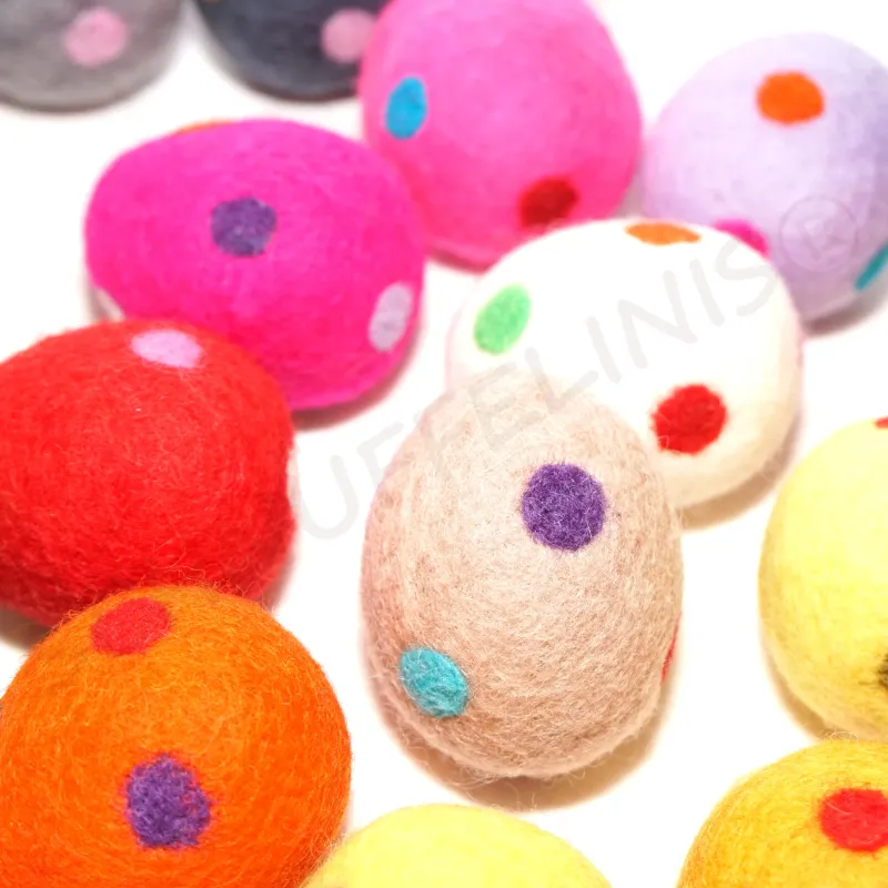 Easter eggs, felted Easter egg, XXL eggs polka dots, polka dotted eggs