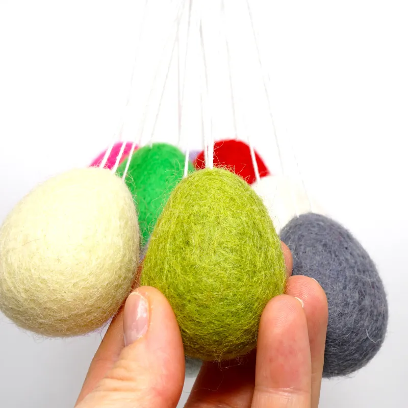 felt eggs hanger, felted easter eggs to hang, felt eggs large