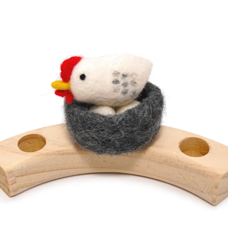 Eastern motif plug snow chicken eggs in nest, felt plug chicken eggs