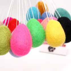 felt eggs hanger, felted easter eggs to hang, felt eggs large