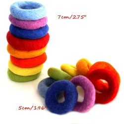 Felt rings rainbow 2sizes Schnuffelinis