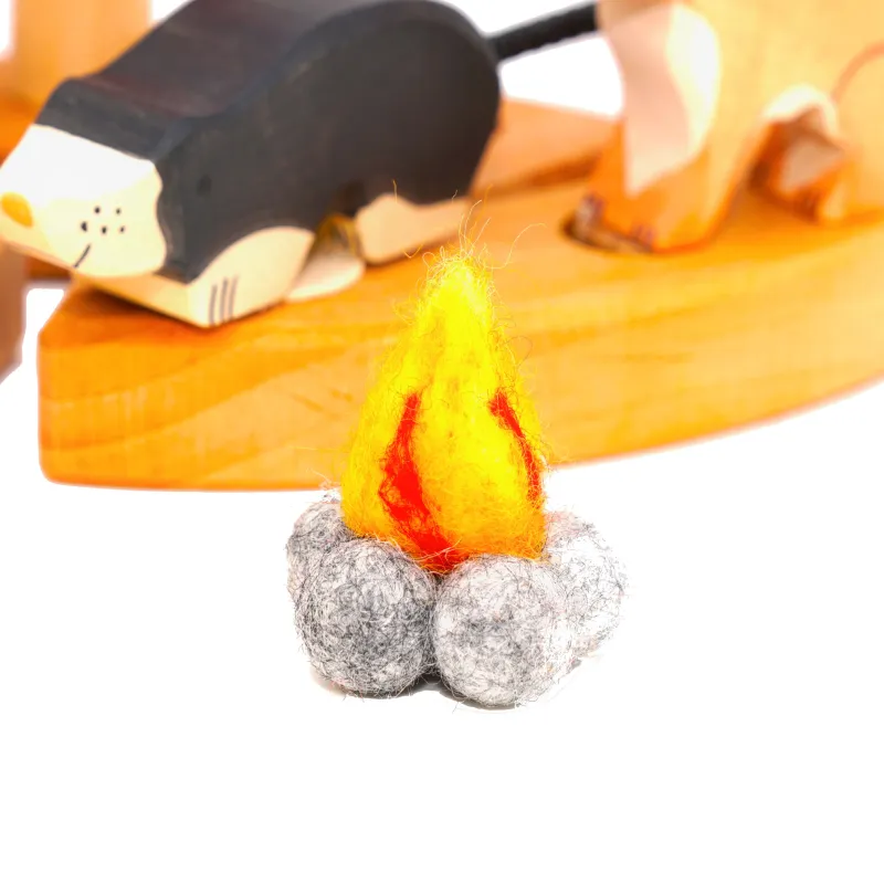 Campfire miniature set, Campfire dolls house Maileg, dolls house Campfire miniature set, Campfire dolls house Maileg, dolls house