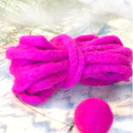 Montessori felt cords, horse decoration, Waldorf horses decorating toy
