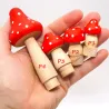Enfant d'anniversaire champignons en bois, temps automne anniversaire