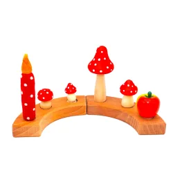 Enfant d'anniversaire champignons en bois, temps automne anniversaire