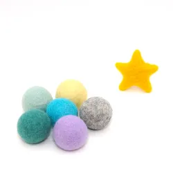 Cat toy balls 4cm/1,57inch felt balls, cats toy quality from Stuttgart