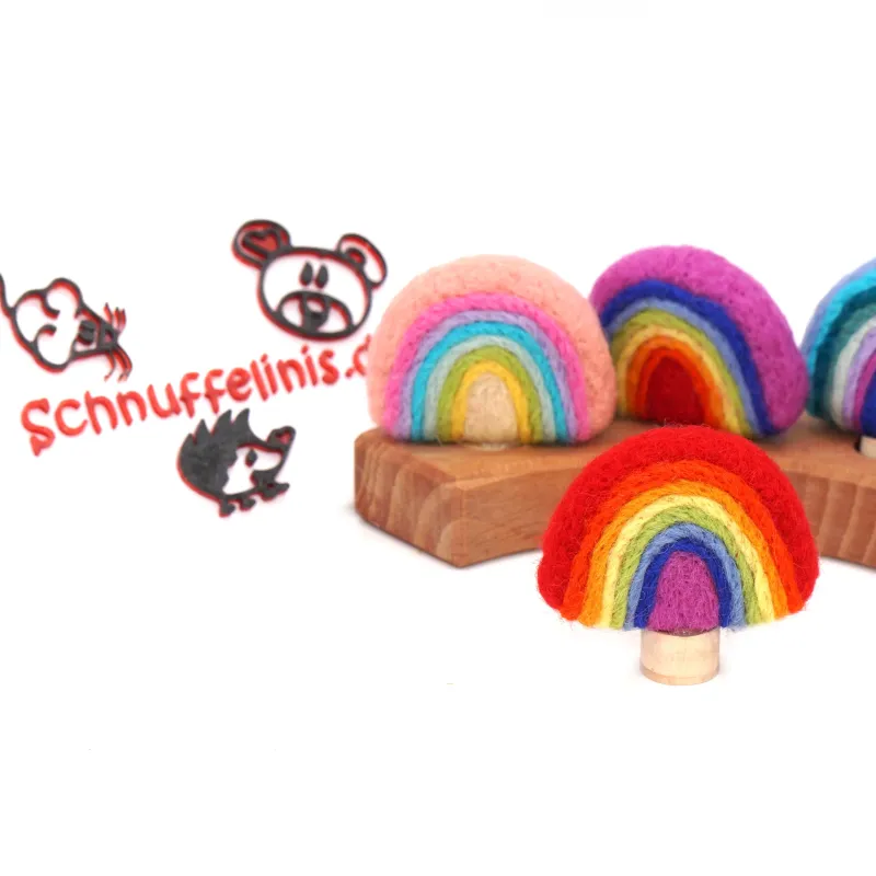 Arc-en-ciel pastel Bouchon à motif feutre Anneaux de l'année Arc-en-ciel pastel Bouchon à motif feutre Anneaux de l'année
