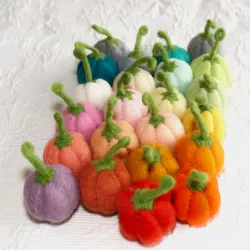 pumpkins colorful ornaments, pumpkins ring plugs idea, cute pumpkins
