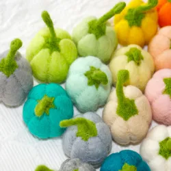 pumpkins colorful ornaments, pumpkins ring plugs idea, cute pumpkins