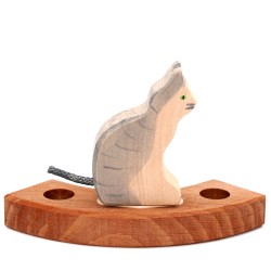 Cat wood plug annual rings white grey sitting