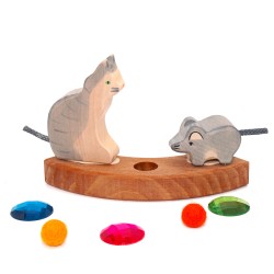 Cat wood plug annual rings white grey sitting