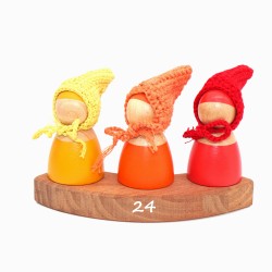 Holzwichtel Puppen mit Zipfelmütze