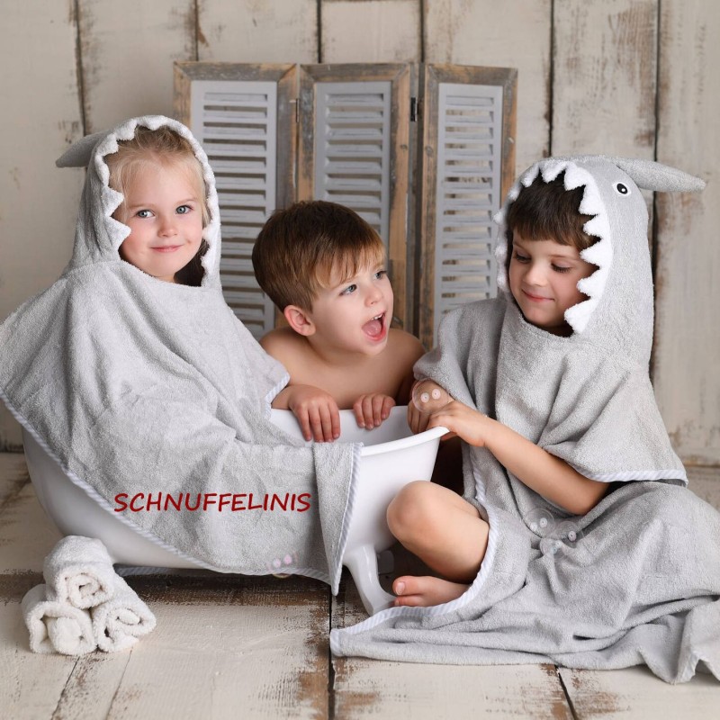 Shark Poncho grey + Embroidery Schnuffelinis