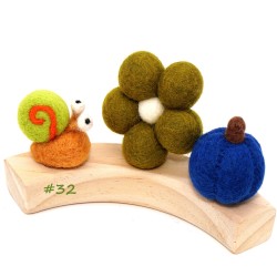 Snail 32 felted green