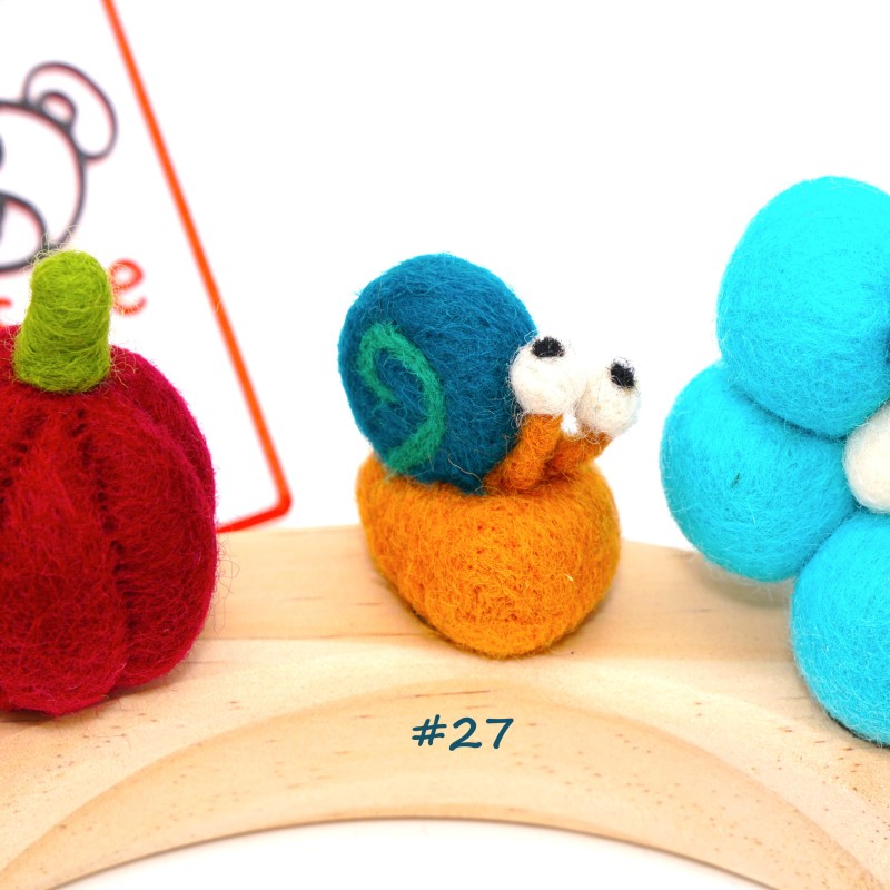 Snail 27 felted Schnuffelinis