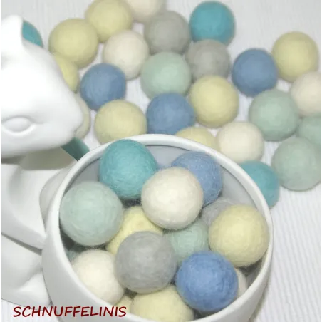 felt balls, pom poms, frozen style set, 100% wool, Schnuffelinis